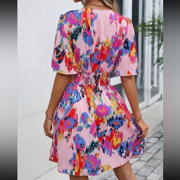 Boho floral print butterfly sleeve mini dress - Picture 3 of 7